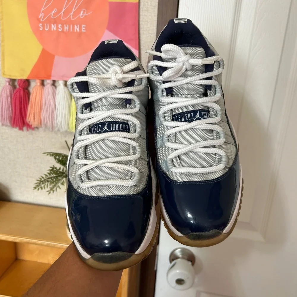 Jordan 11 Retro Low Georgetown Grey Mist Midnight Navy 528895-007 Mens Sneaker